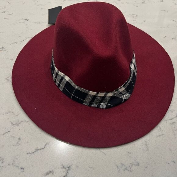 New Steve Madden Felted Fedora Hat on-trend style, women, accessories - Picture 3 of 6